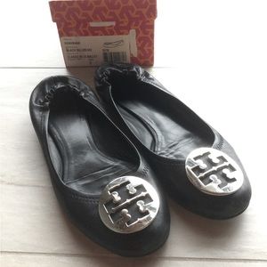 Women’s Tory Burch Classic Reva Ballet in Black Silver size 9